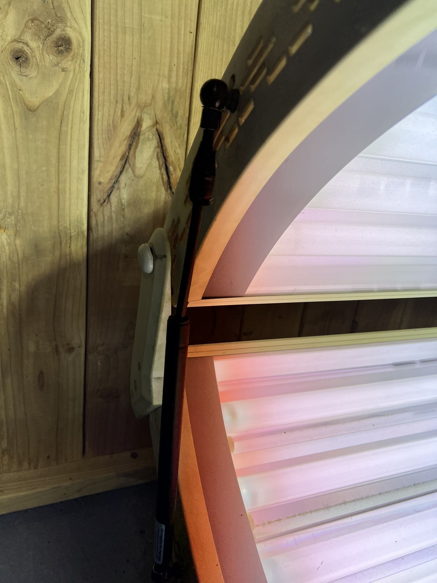SunQuest Pro Tanning Bed for Sale in Ansonia, CT OfferUp