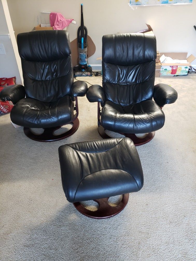 2 Recline Chairs, /office Chairs