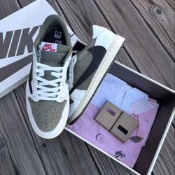 Jordan 1 Retro Low OG SP Travis Scott Medium Olive