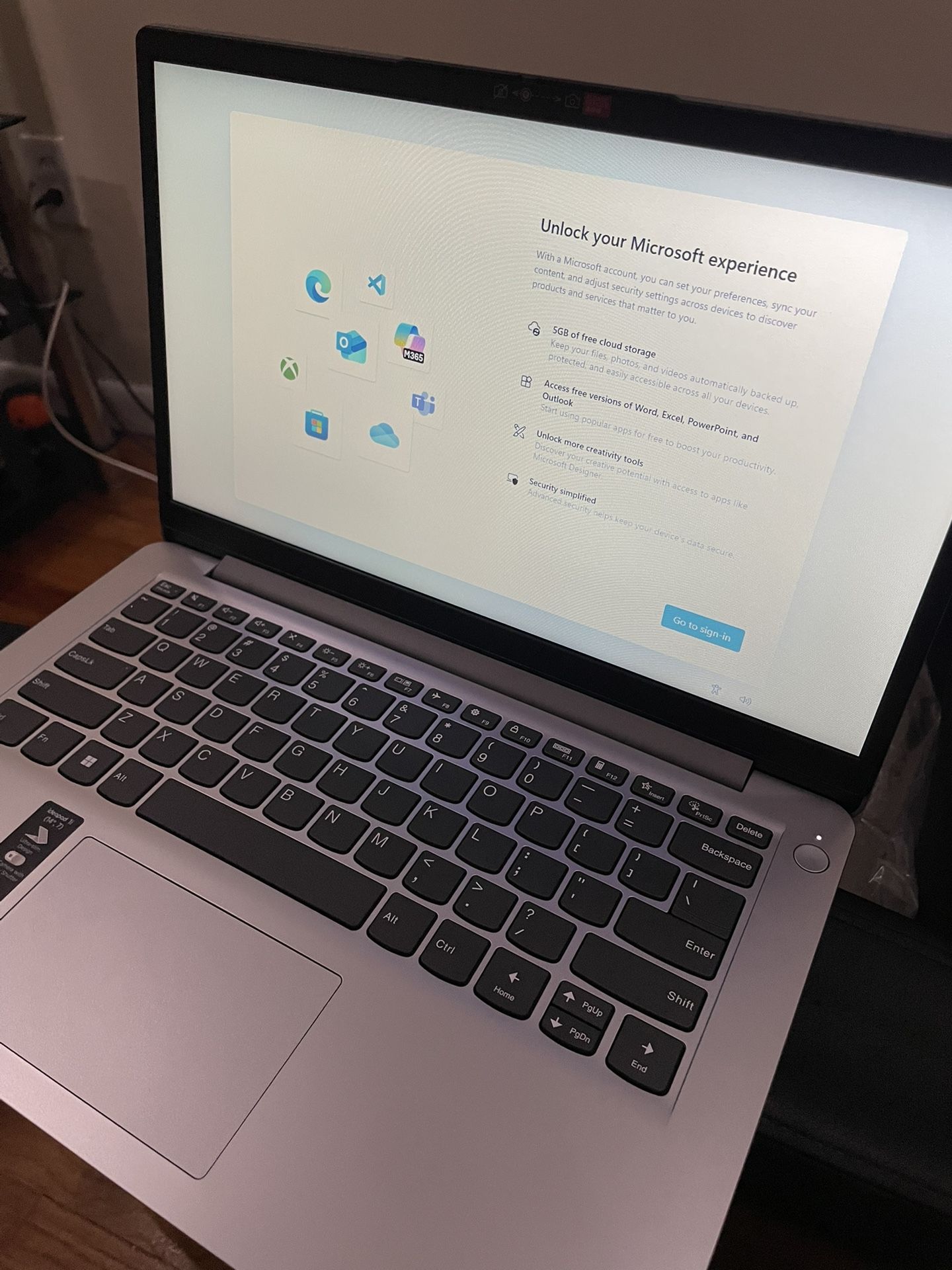 Lenovo IdeaPad 1 – 14″ HD – 20GB RAM – 256GB Storage – Like New!