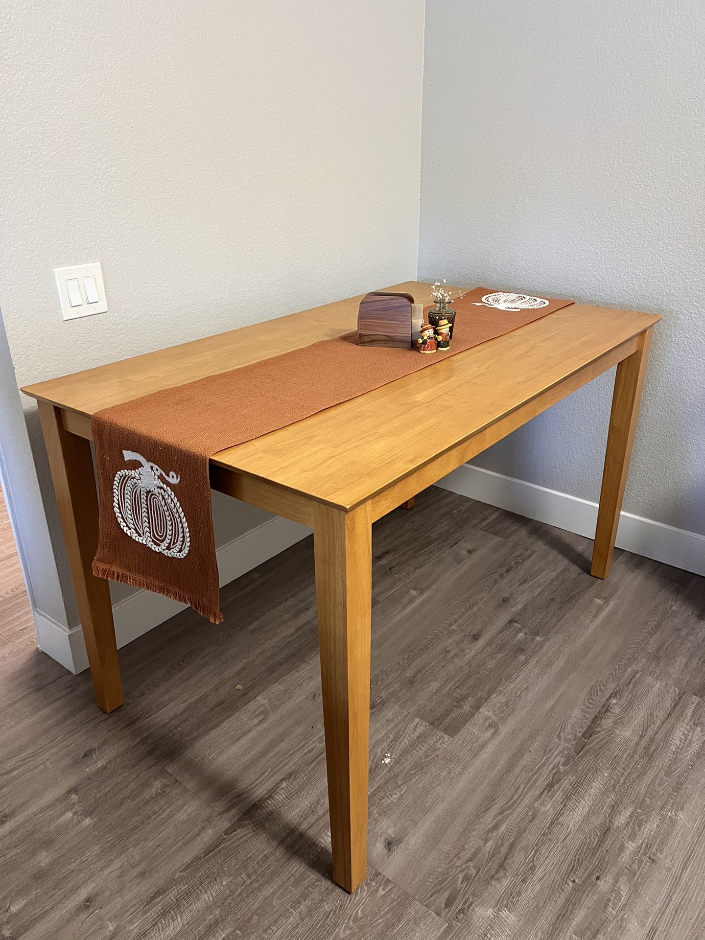 Wood dining table 