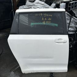 2011-2018 Toyota Sienna Right Passenger Rear Door
