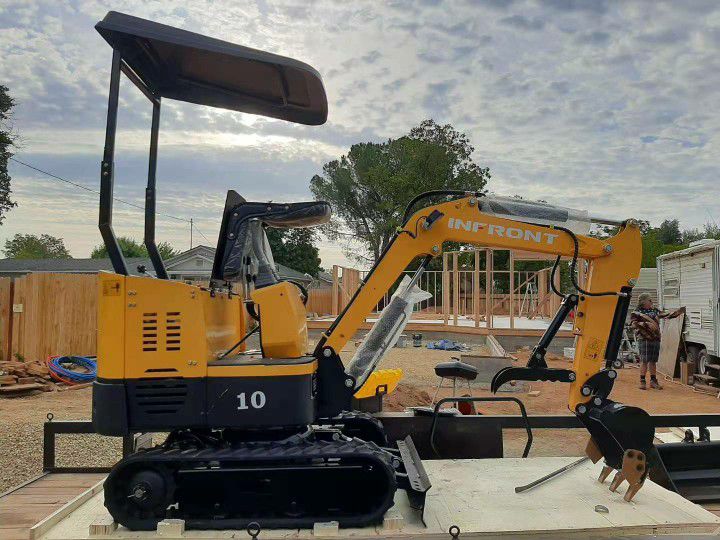 New Chinese 1 Ton Mini Excavator

