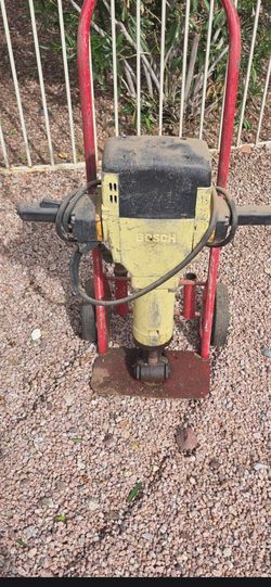 Boss brute breaker with cart and
Bits
