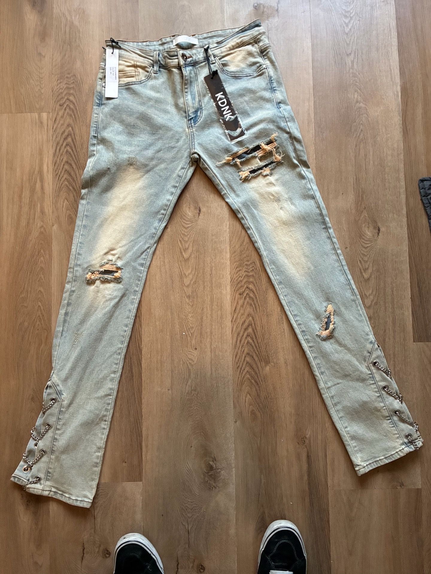 Kdnk Men’s distressed stacked denim jeans 34”