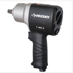 Husky-800-ft-lbs-1-2-in-Impact-Wrench-H4480