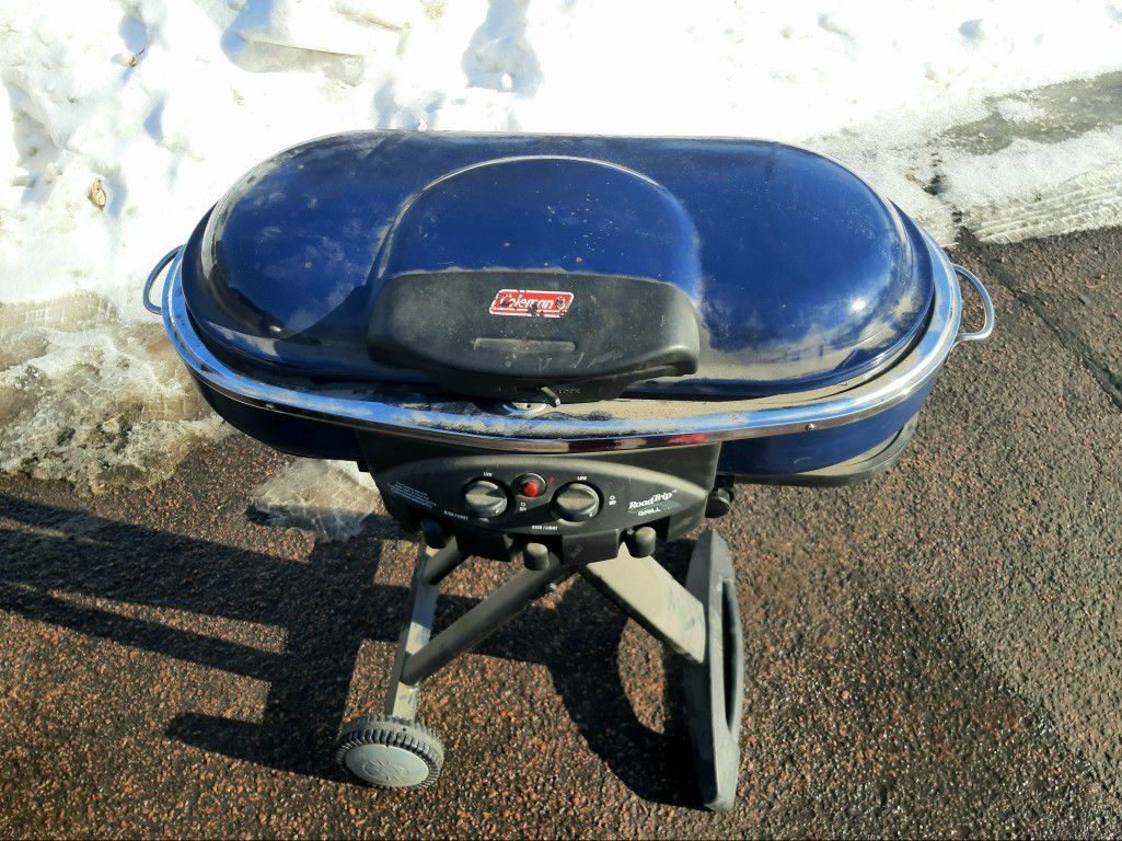 Coleman- Road Trip camping grill ☆REDUCED $$