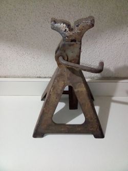 Craftsman 6 ton jack stand $10