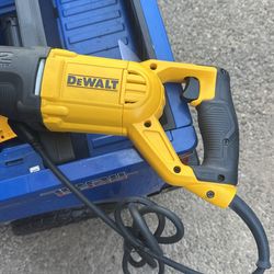 Saw Saw Dewalt