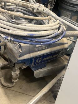 GRACO PAINT SPRAYER