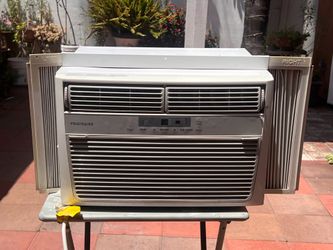 Frigidaire AC Unit