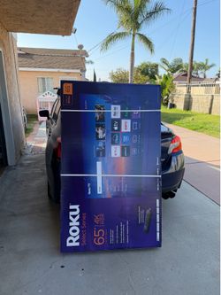 Roku select series 65” 4k HDR New