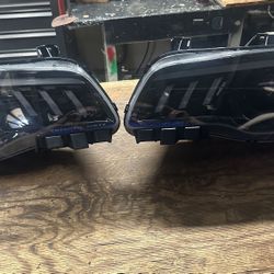 2011-2023 Chrysler 300 HID / LED RGB Multicolor Headlights