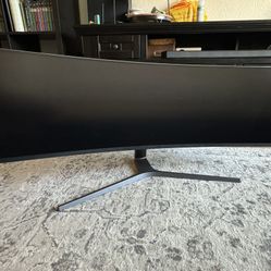 Samsung 49” Curved QLED Monitor