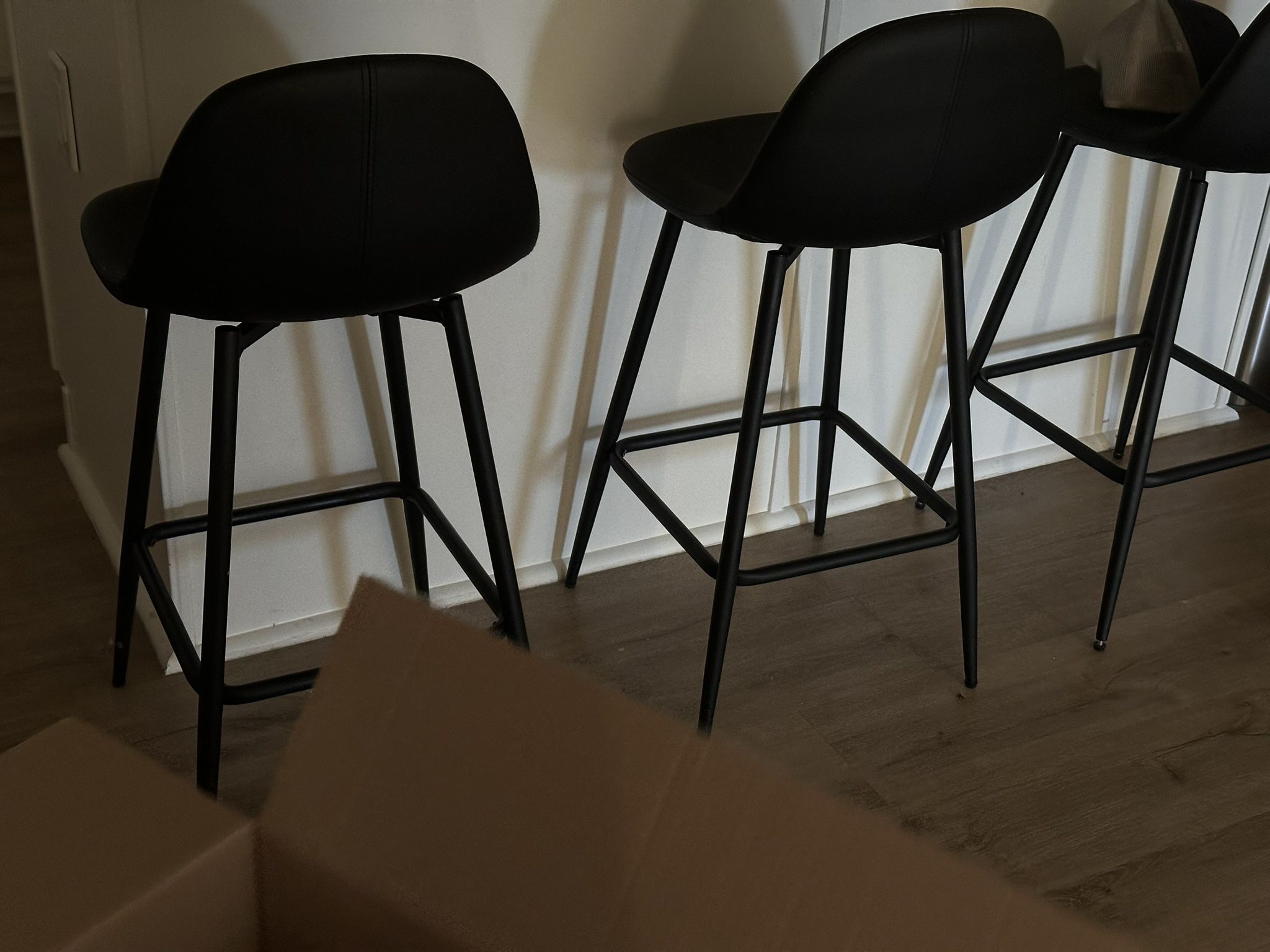 4 Barstools $150