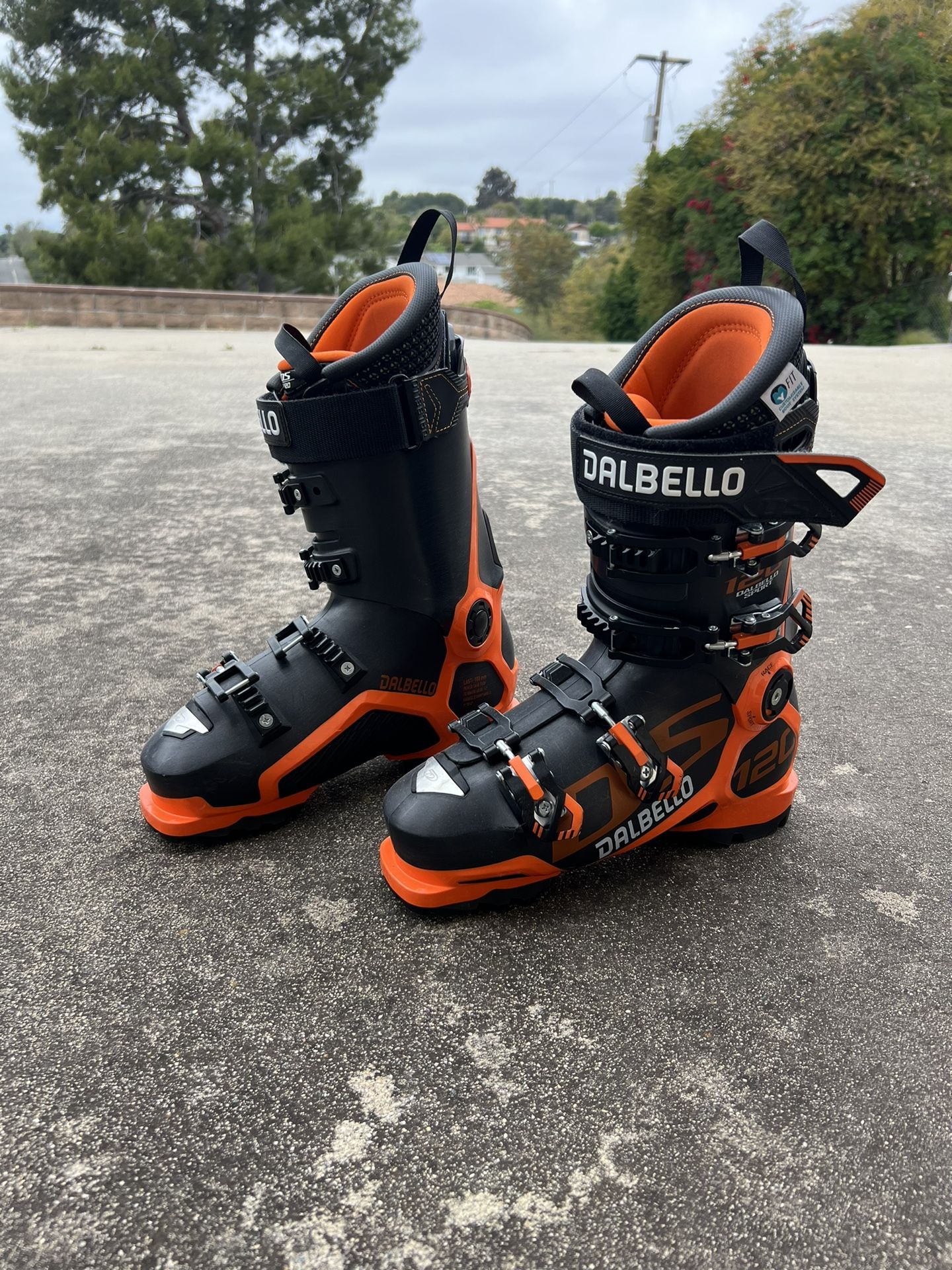 Dalbello DS120 Ski Boots 26.5