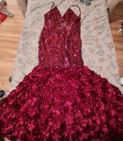 Size 4 Ruby Red Dress