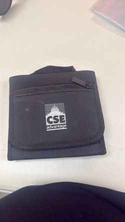 CSE Advantage Black Zip Pouch Wallet