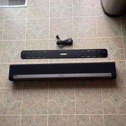 Sonos Playbar with wall mount