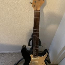 Strat Fender Style Guitar 