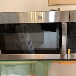 Microwave Oven - New