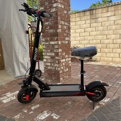Electric scooter