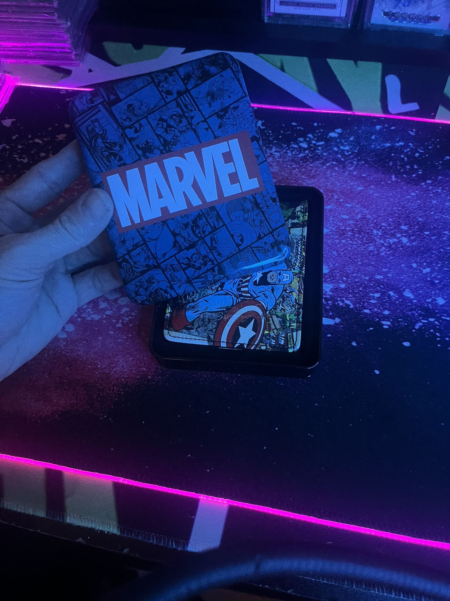 Marvel Wallet Brand new never used with tin has Spider-Man, Captain America, and Hulk