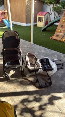 Nuna travel set system. Stroller/car seat plus Nuna stroller caddy