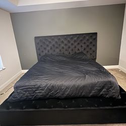 King Size Bed For SALE!