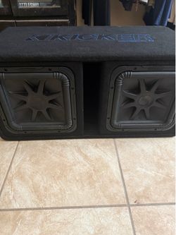 Kicker 44DL7S122 Dual 12” L7 Solo-Baric Subwoofer Enclosure – 3000W