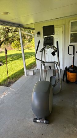Free Precor EFX 536i commercial grade