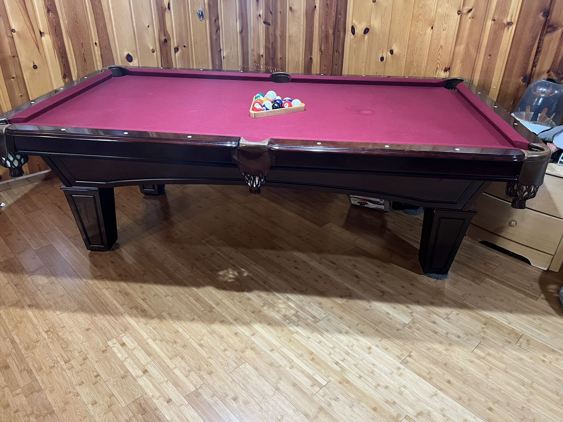 8ft Pool Table