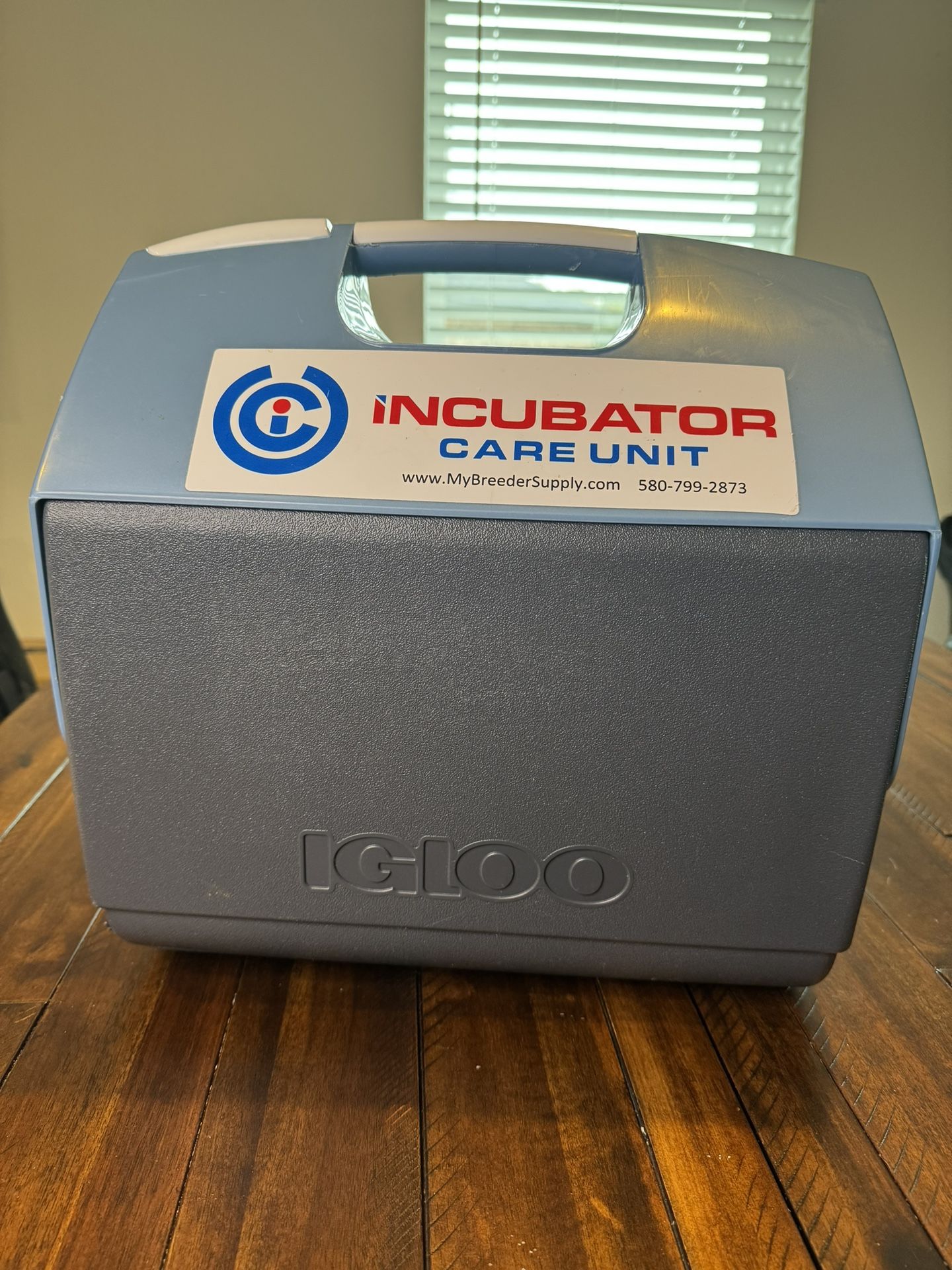 Incubator Care Unit