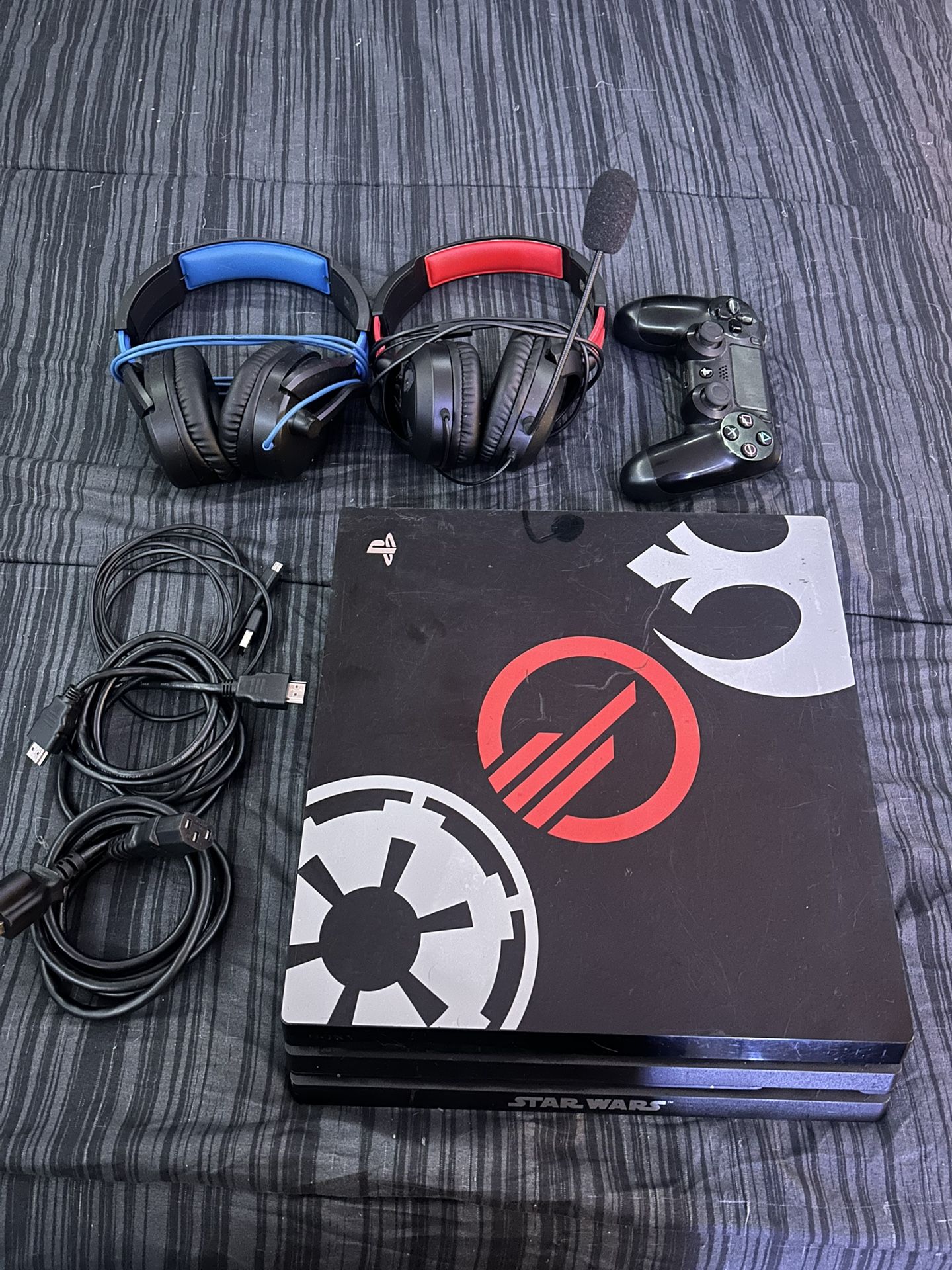 PS4 Pro 1tb Star Wars Edition 