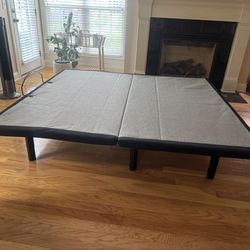 King Size Adjustable Power Bed Base – Head & Foot Lift – Like New