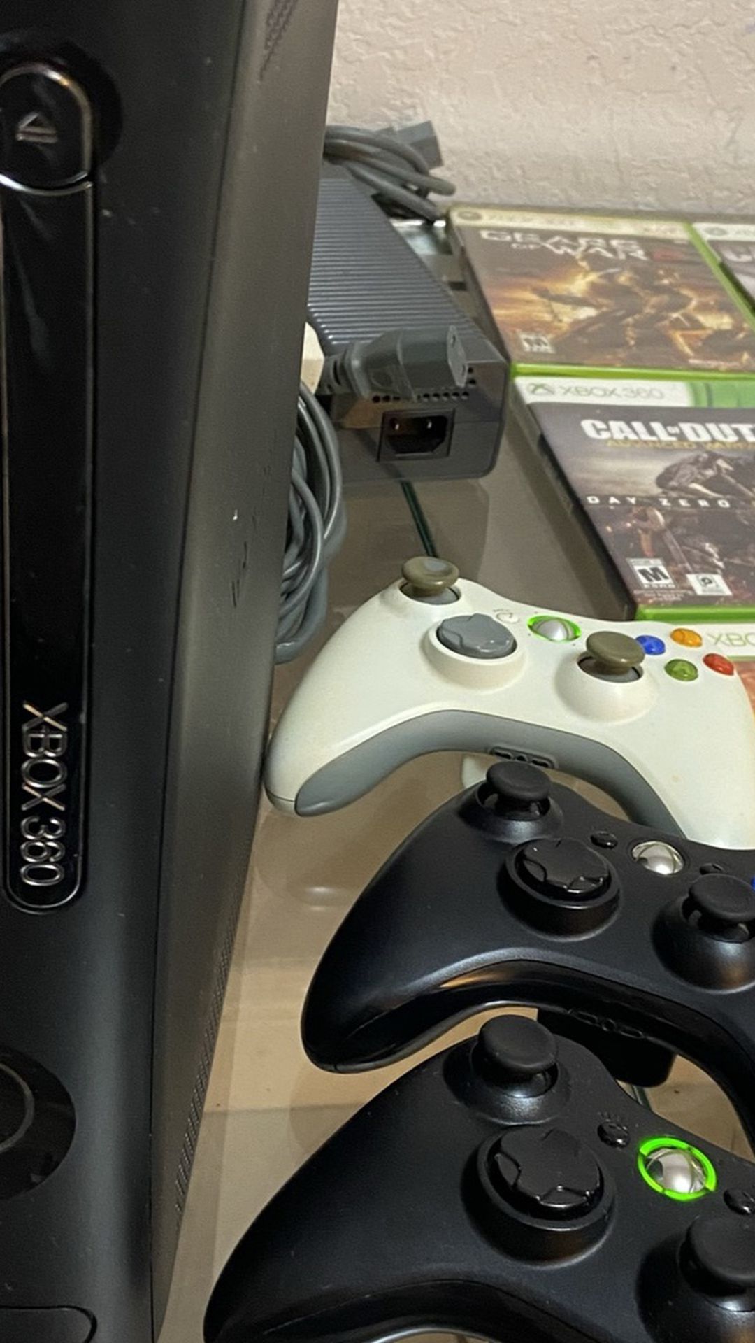 Xbox 360 With 16 Games