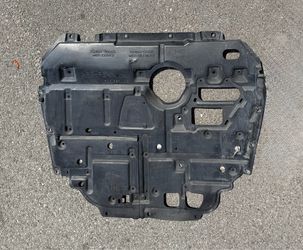 Engine Lower Under Cover Splash Shield for 2010-2015 Toyota Prius 1.8L Hybrid