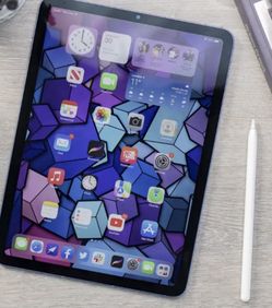 New APPLE IPAD AIR 5th Generation + Pencil + Cover