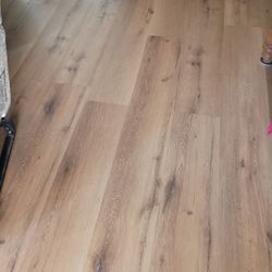 WATER PROOF VINYL PLANK FLOORING 