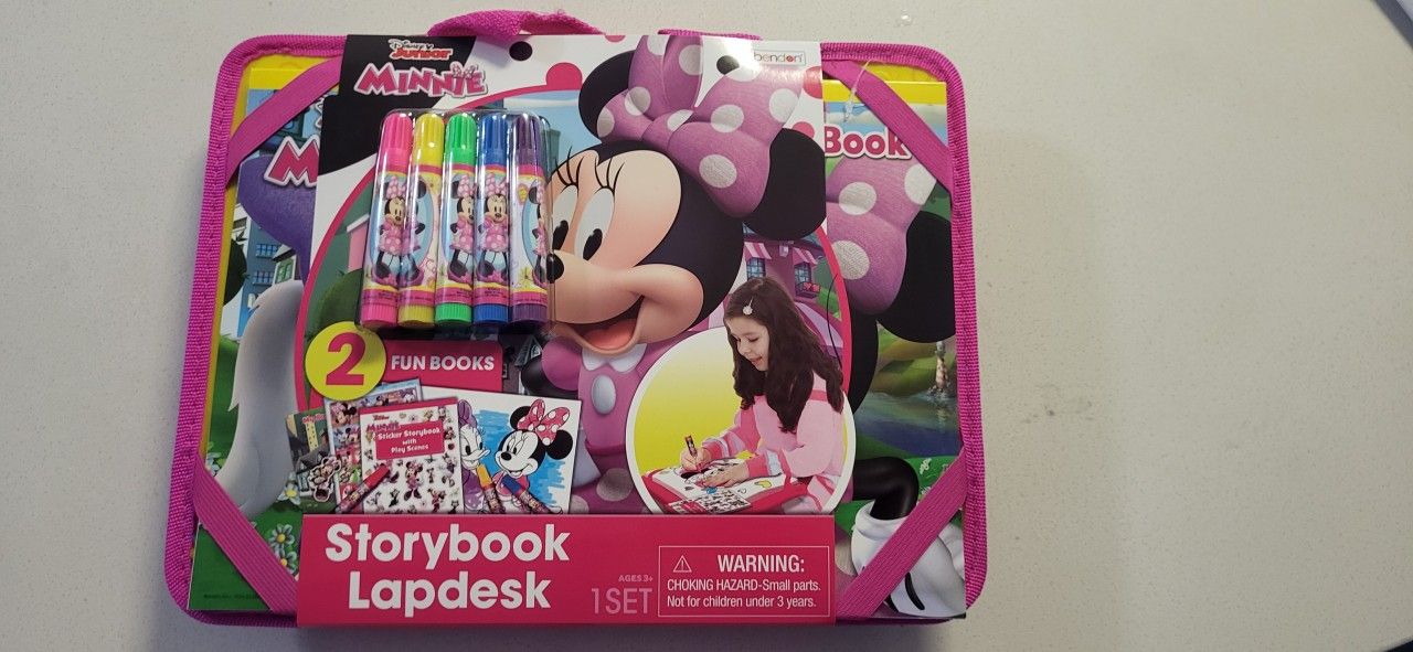 Minnie Mouse Storybook Lapdesk