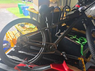 Shwyn sdult bike with big tires