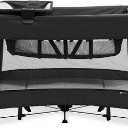 4 Moms breeze Playground 