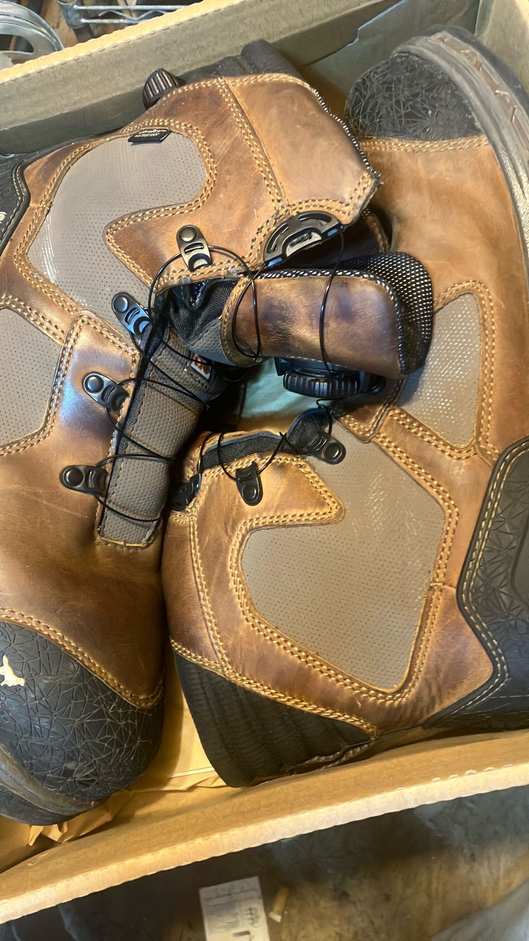 Redwing ( Irish Setter) Men’s Boa Safety Toe Work Boot