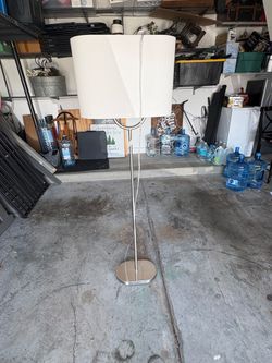 Floor lamp