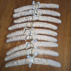 Set Of 9 Satin Padded Hangers 