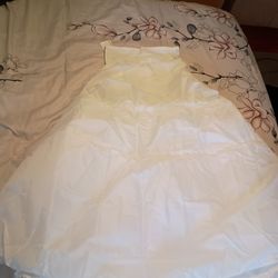 NEW David's Bridal Elegant White 2 Tier Under Wedding Dress Skirt Slip 12