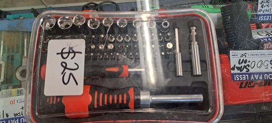Screwdriver and Socket Bit Set