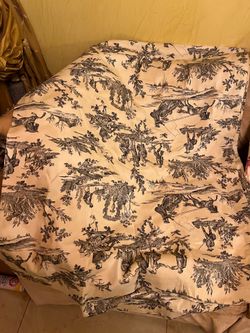 Williams Sonoma French Toile de Jouy Tablecloth 68 x X90 Cotton  Italy made in Italy