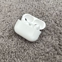Counterfeit Airpods Pro 2nd Gen Lightning 