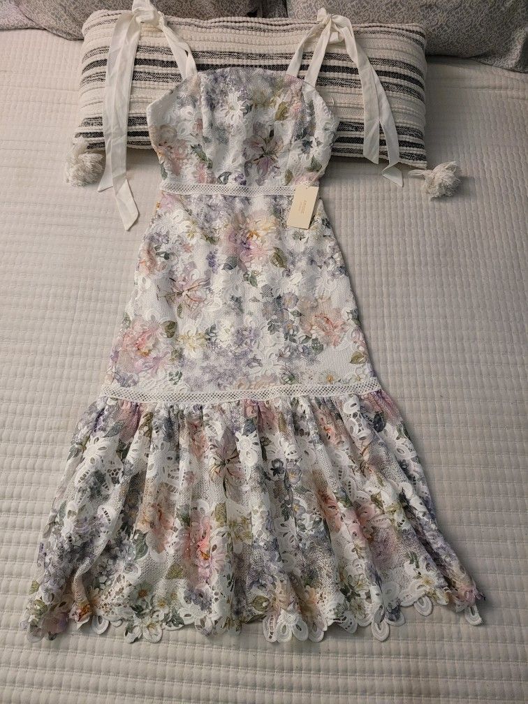 Floral Lace Midi Dress